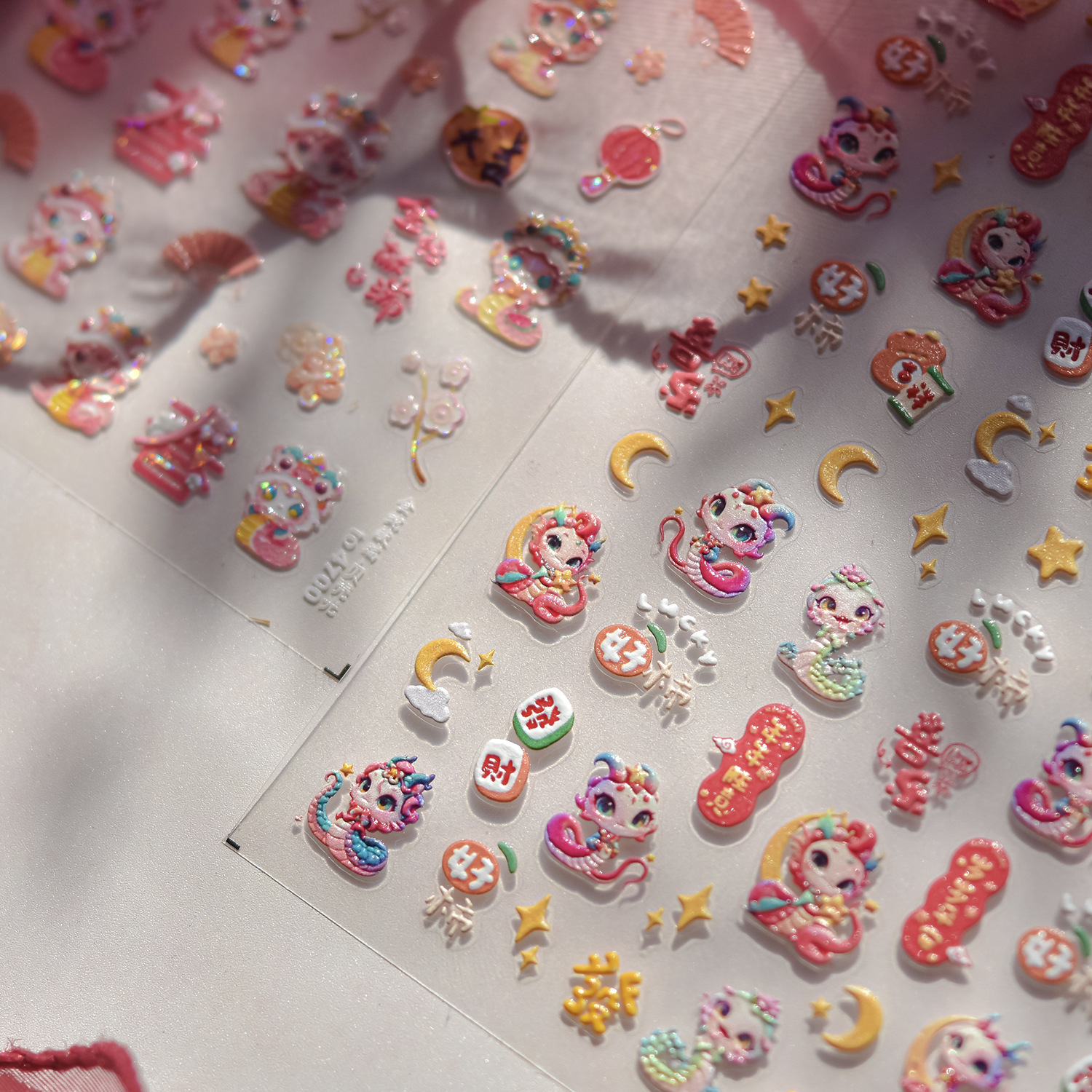 Manicure nuevo relieve manicure pegatinas explosivo serpiente papelería pegatinas de uñas retro pegatinas feliz año de la serpiente al por mayor