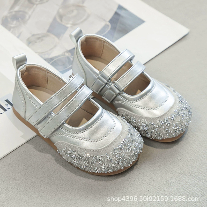 Обувь для девочек кроссовки 2024 весна и осень новая детская обувь хрустальная обувь представление кожаные туфли для девочек с платьем одиночные туфли