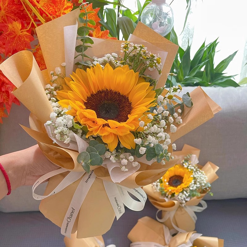 [묶음당 가격, 10묶음부터 시작] 해바라기와 아기숨결 꽃다발 1개