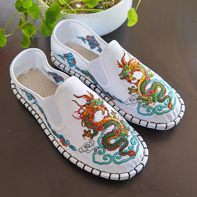 Chinese dragon taichi  kung fu embroidered cloth shoes for women and men's embroidery society wushu breathable cloth shoes ethnic old Beijing clothing flats shoes