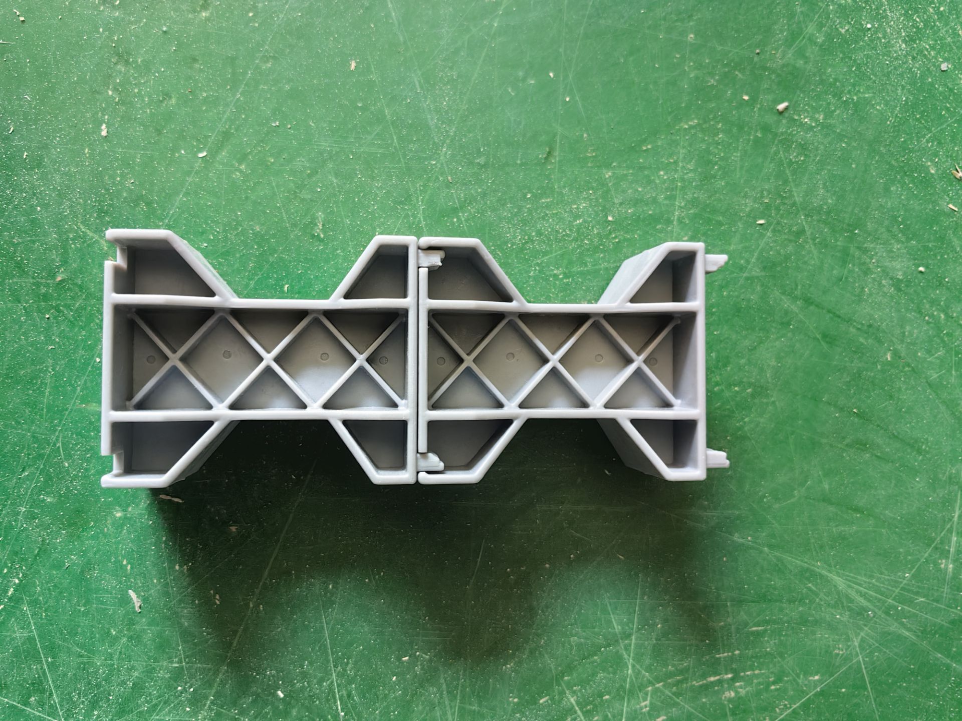 Vía de tren de madera de los niños directos de fábrica ensamblar bloques de construcción combinación variedad universal pista suelta educación temprana juguetes al por mayor