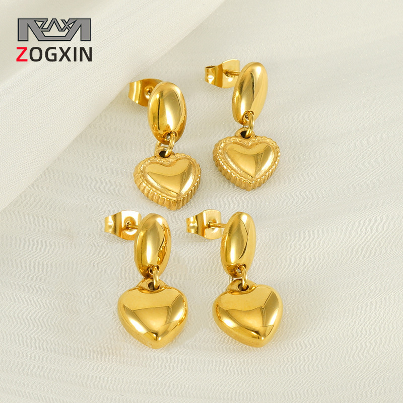 Moda europea y americana transfronteriza, pendientes de acero de titanio de amor, pendientes de acero inoxidable chapado en oro de 18 quilates, lujo ligero femenino, sentido de alta gama