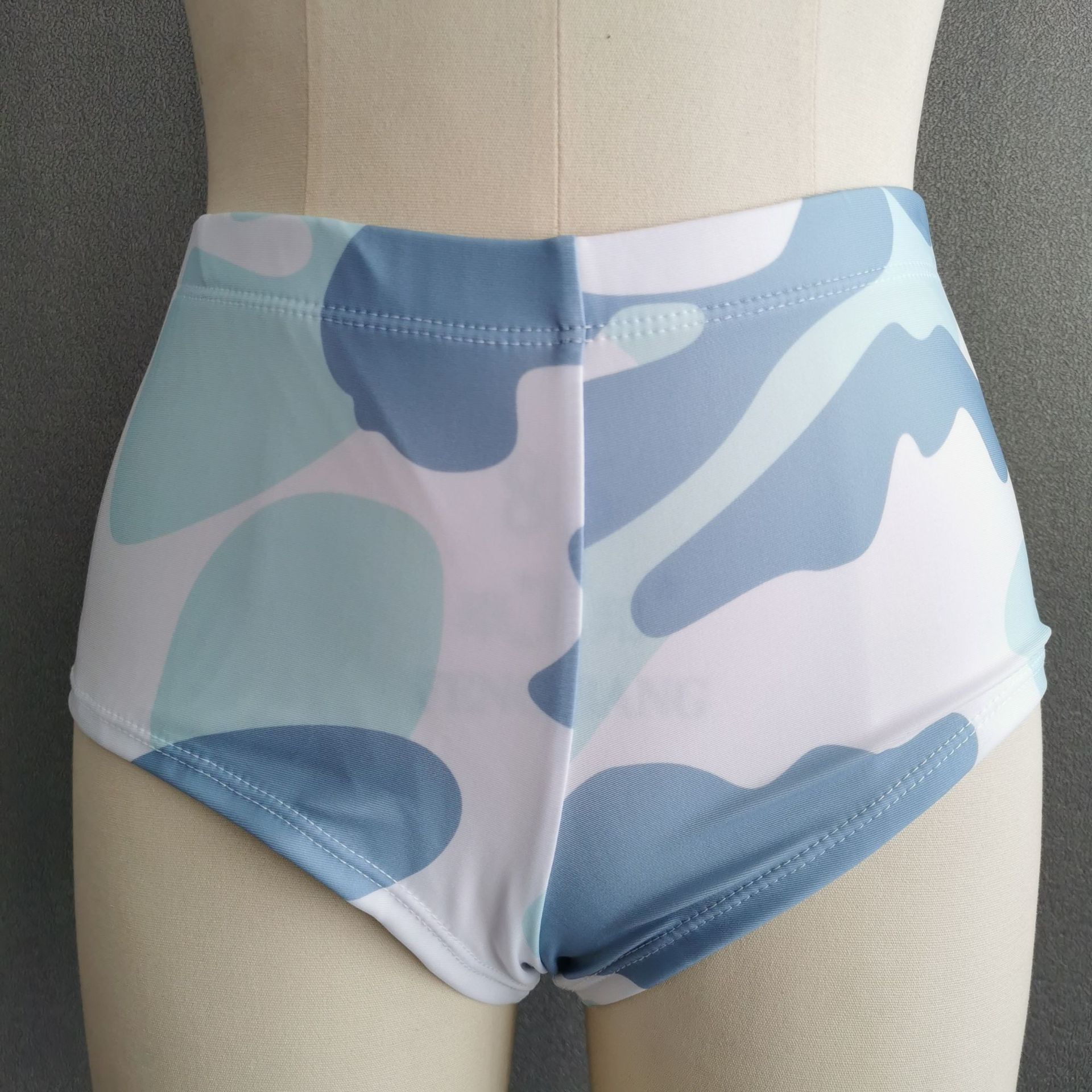 Women's Simple Style Solid Color Camouflage 1 Piece Bikinis Swimwear display picture 5