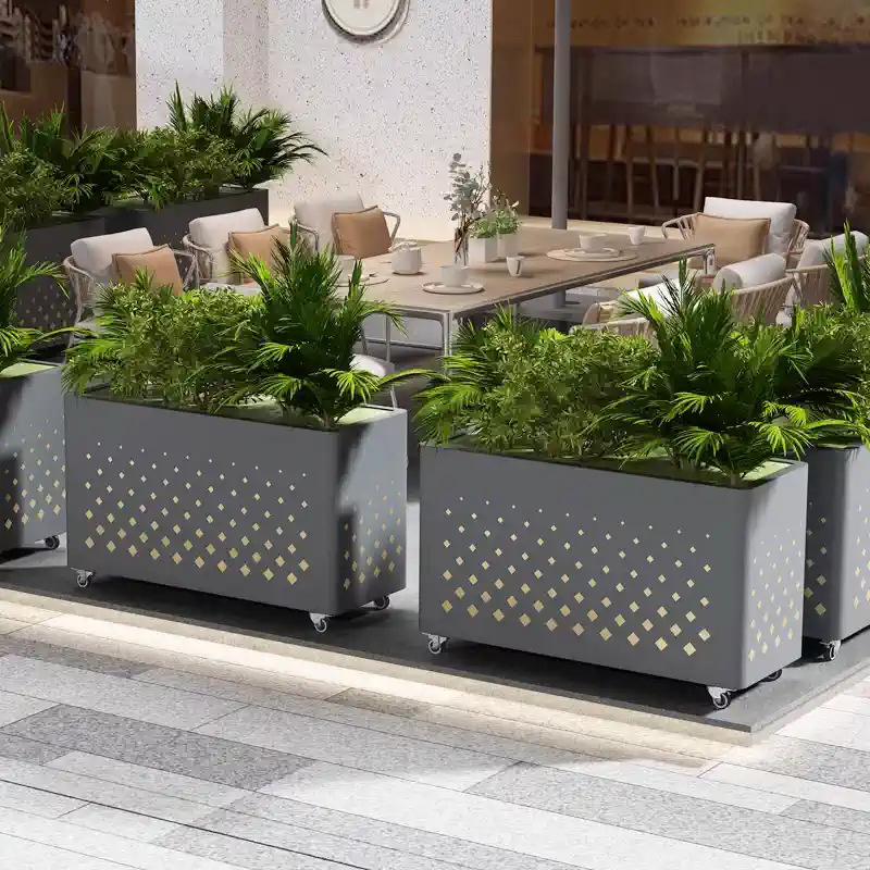Caja de flores de balcón combinación de maceta de acero inoxidable terraza caja de plantación de tarjetas de escalones barandilla diseño gratuito caja de flores exclusiva
