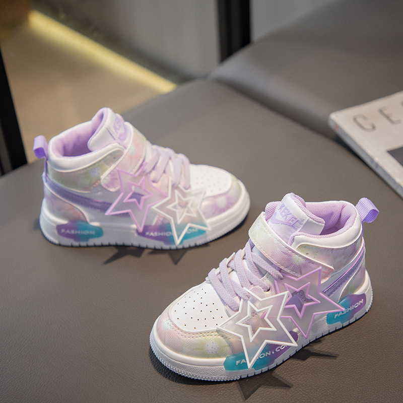 Zapatos de skate de alto nivel para niños 2025 primavera y otoño nuevos zapatos de skate de chicas estrellas zapatos casuales antideslizantes para niños mayores