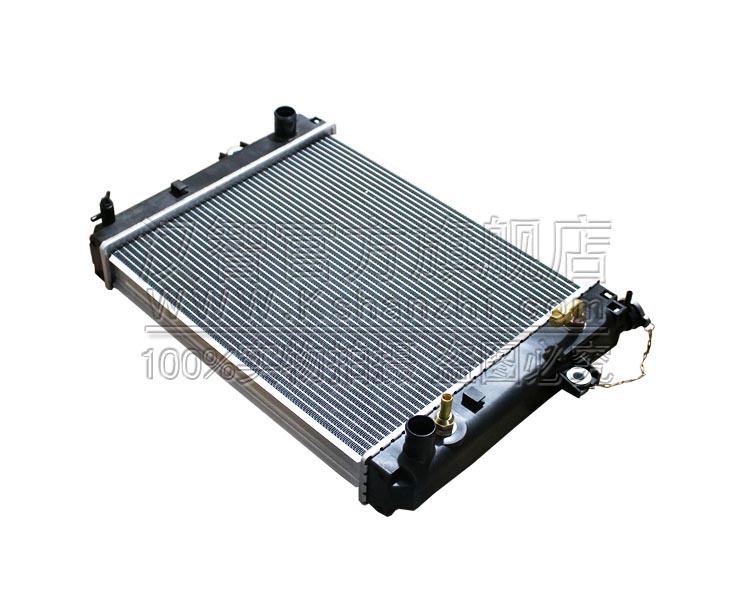 Tanque de agua hidráulico de carretilla elevadora 3EB - 04 - 31550 adecuado para el tanque de refrigeración de calor de la carretilla elevadora Komatsu FD25 - 14