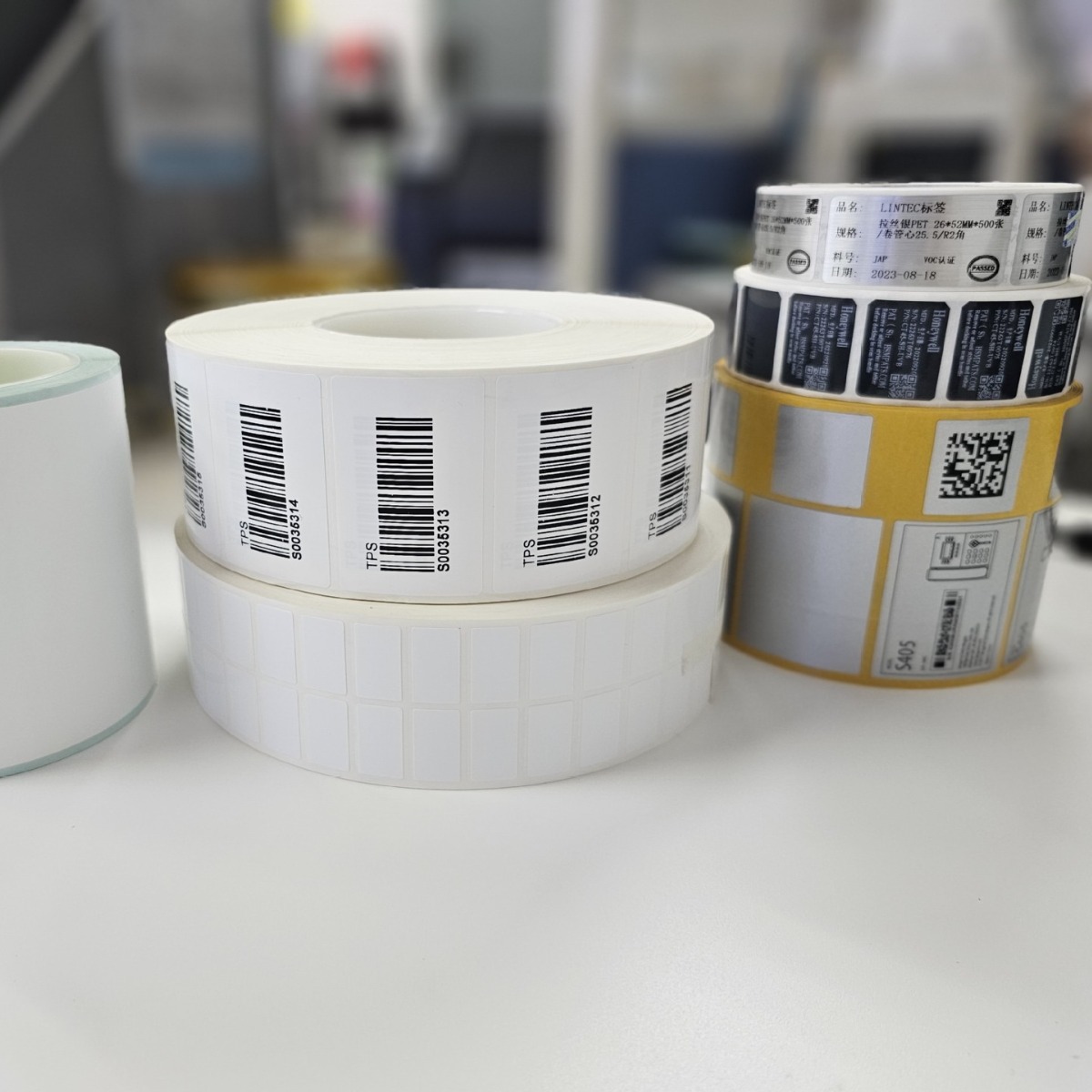 额尔古纳无尘哑白涂层彩印包装袋标贴-艾利产品可移抗条码标签厂