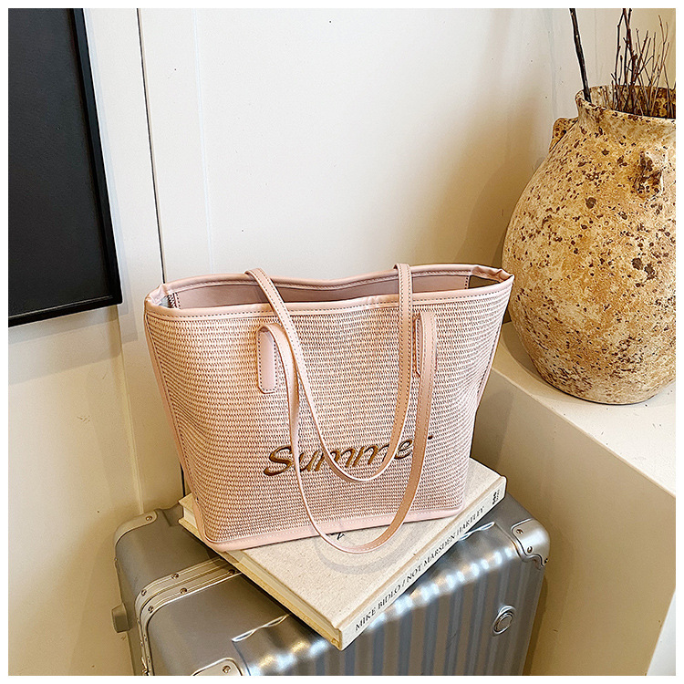 Straw woven letter large-capacity bag 2025 single-shoulder large bag for women, new beach woven summer Korean-style tote bag undefined