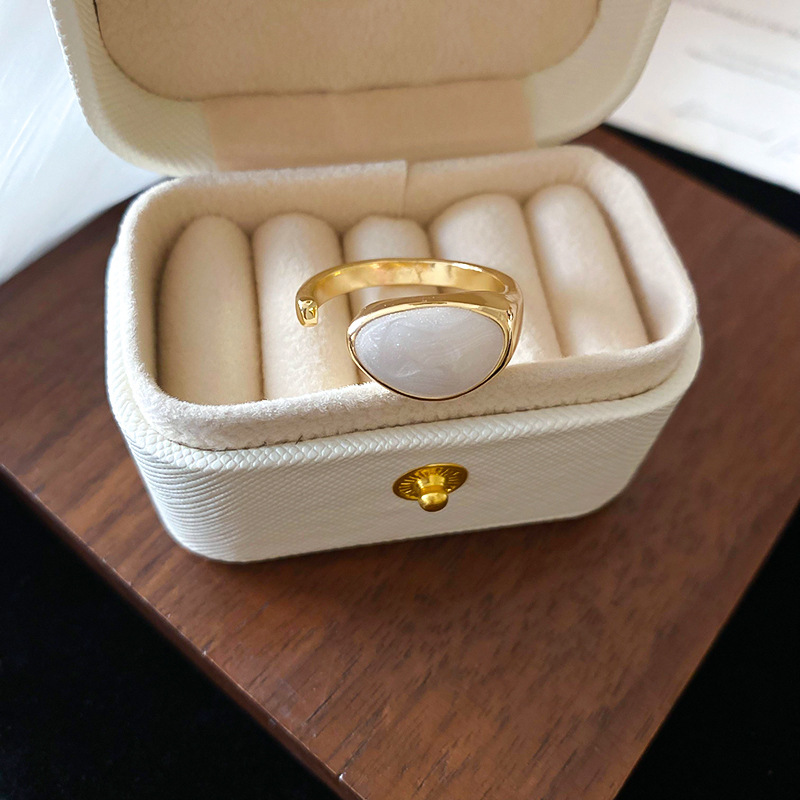 Anillo de apertura de espiga de circonio de vintage medieval anillo de todo fósforo de nicho femenino joyería de alta gama de lujo ligero retro