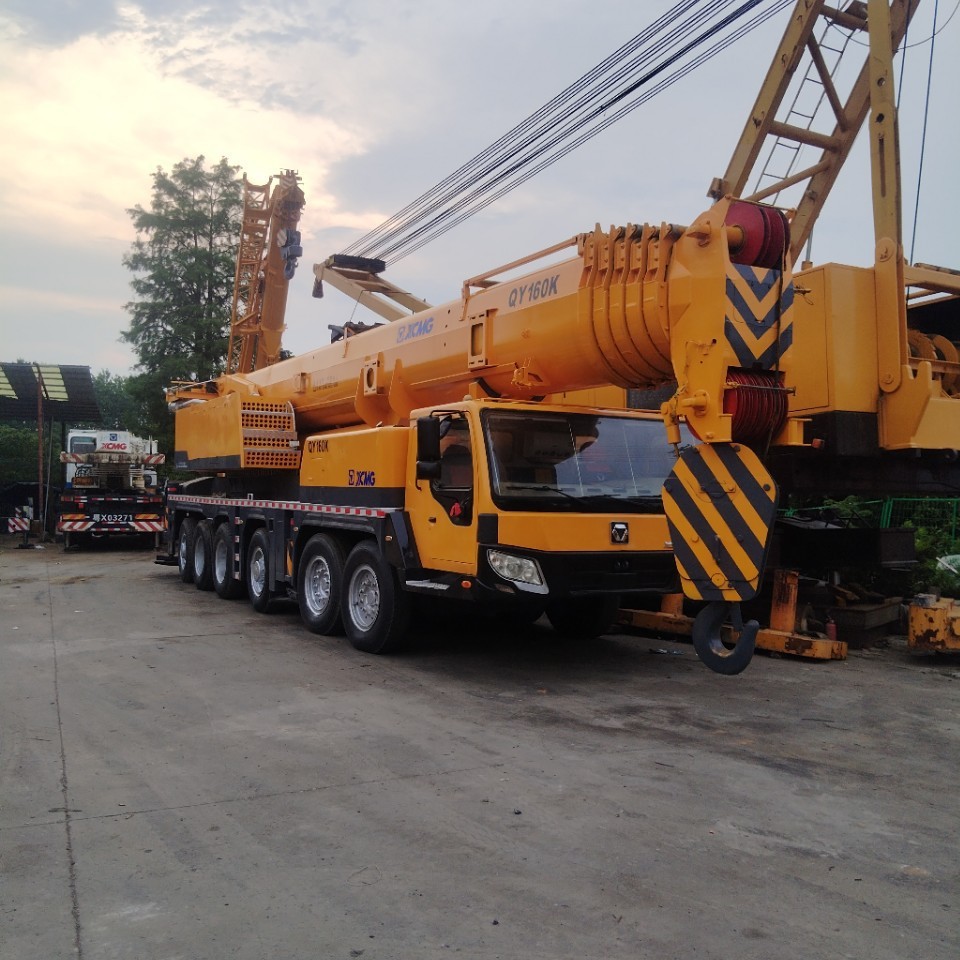 专卖徐工新款吊车160吨汽车吊车110吨吊机二手外贸出口起重机械