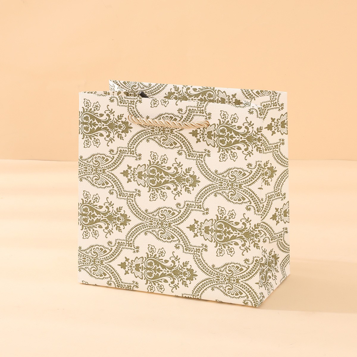 Caja de embalaje de regalos de lujo ligero, caja de lápiz labial, caja de embalaje de joyas, caja de embalaje de regalos al por mayor