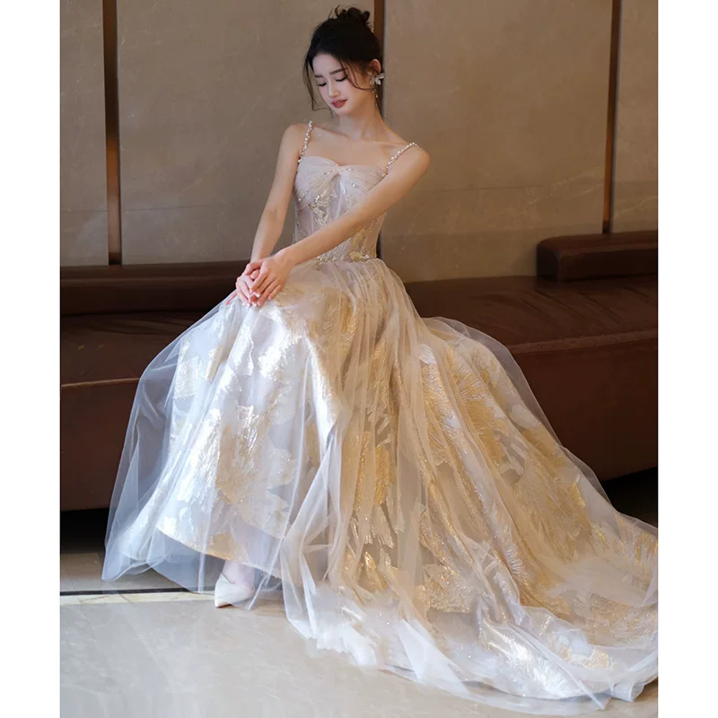 Summer cocktail evening dress, lifting effect