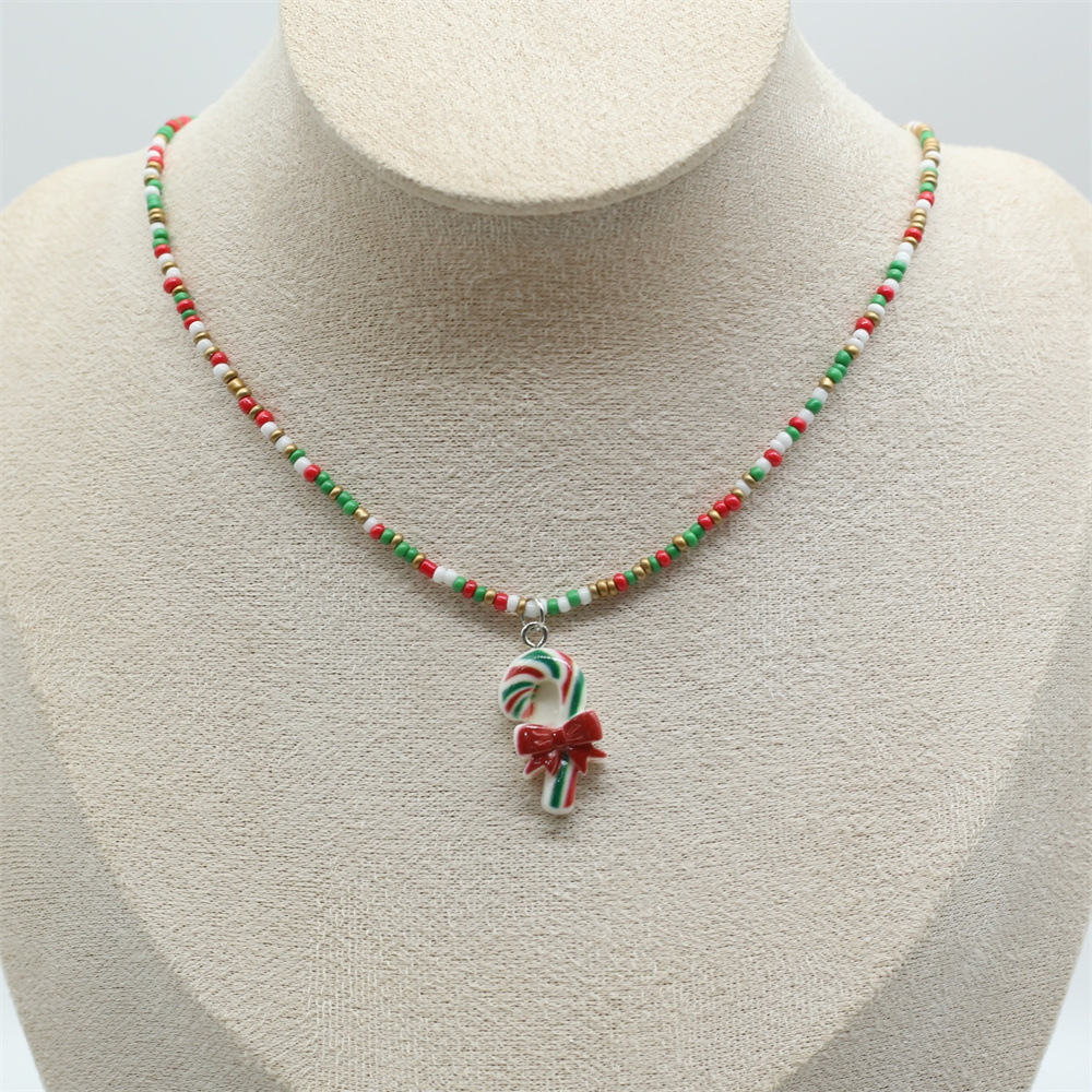 10g Weight Plastic Pendant Material Pendant Necklace Classification Seed Bead Chain Material Beaded Chain Chain Type 1 Piece Quantity Holiday, Festival Occasion Beaded, Plastic Material Christmas Festival Christmas Tree, Santa Claus, Snowflake Pattern Women's Gender Cartoon Style, Cute Style Cartoon Style Cute Christmas Tree Santa Claus Snowflake Beaded Plastic Beaded Chain Beaded Necklaces Christmas Wholesale 9