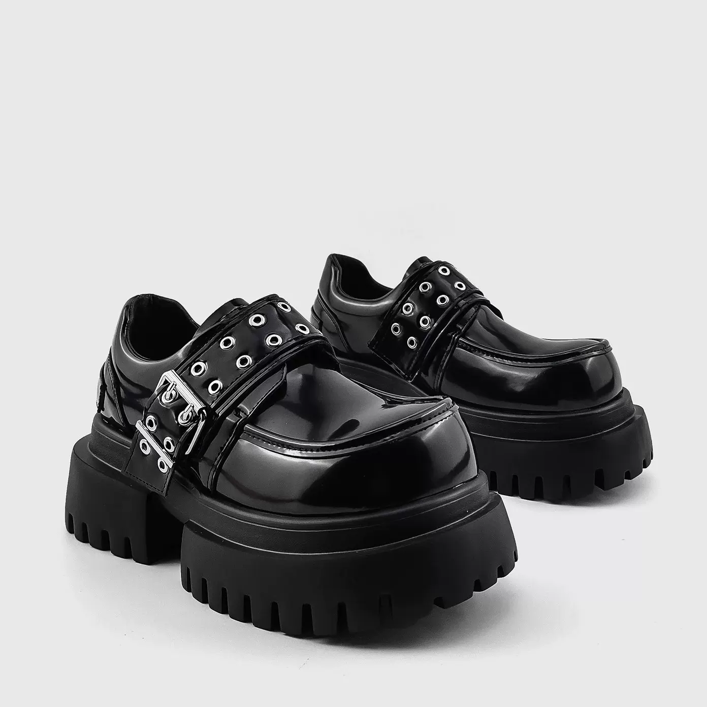 乐福鞋女2024新款甜酷布洛克风厚底增高单鞋复古黑色防滑小皮鞋