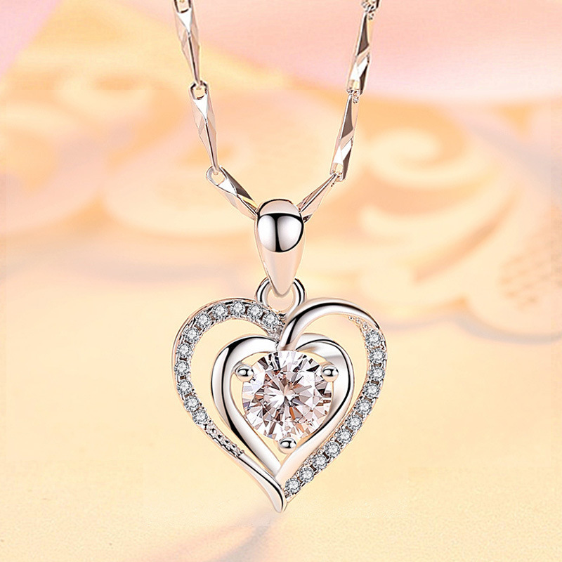 X07 Collier en forme de coeur (diamant blanc) [avec chaîne graines de melon]