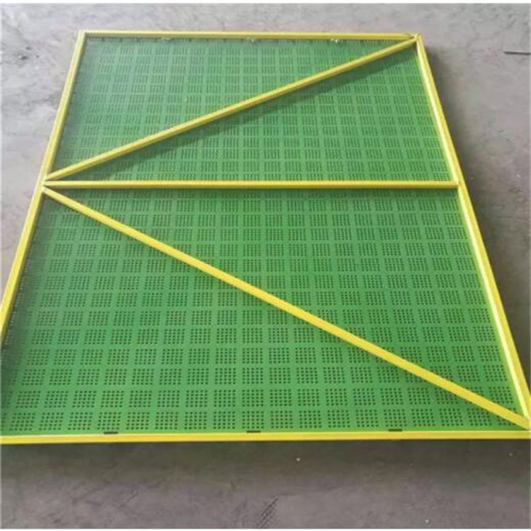 体育场按全防护围网户外隔离铁丝球场围栏运动娱乐场所护栏网