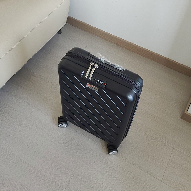 Magic black (extended and folded)