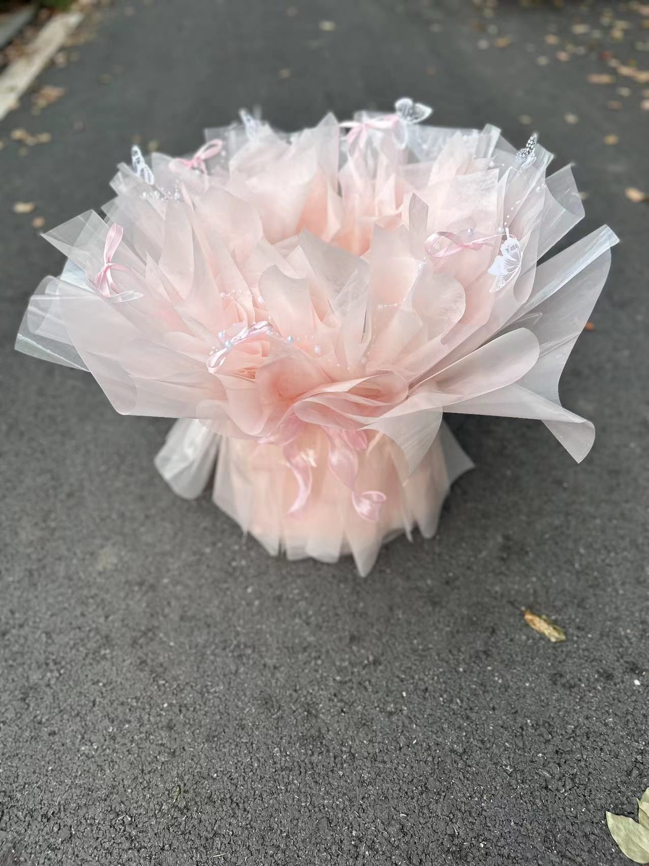 Nuevo estilo de estilo de ballet rojo de alto valor semiacabado conchas de flores al por mayor conchas de flores redondas regalos diy Día de San Valentín