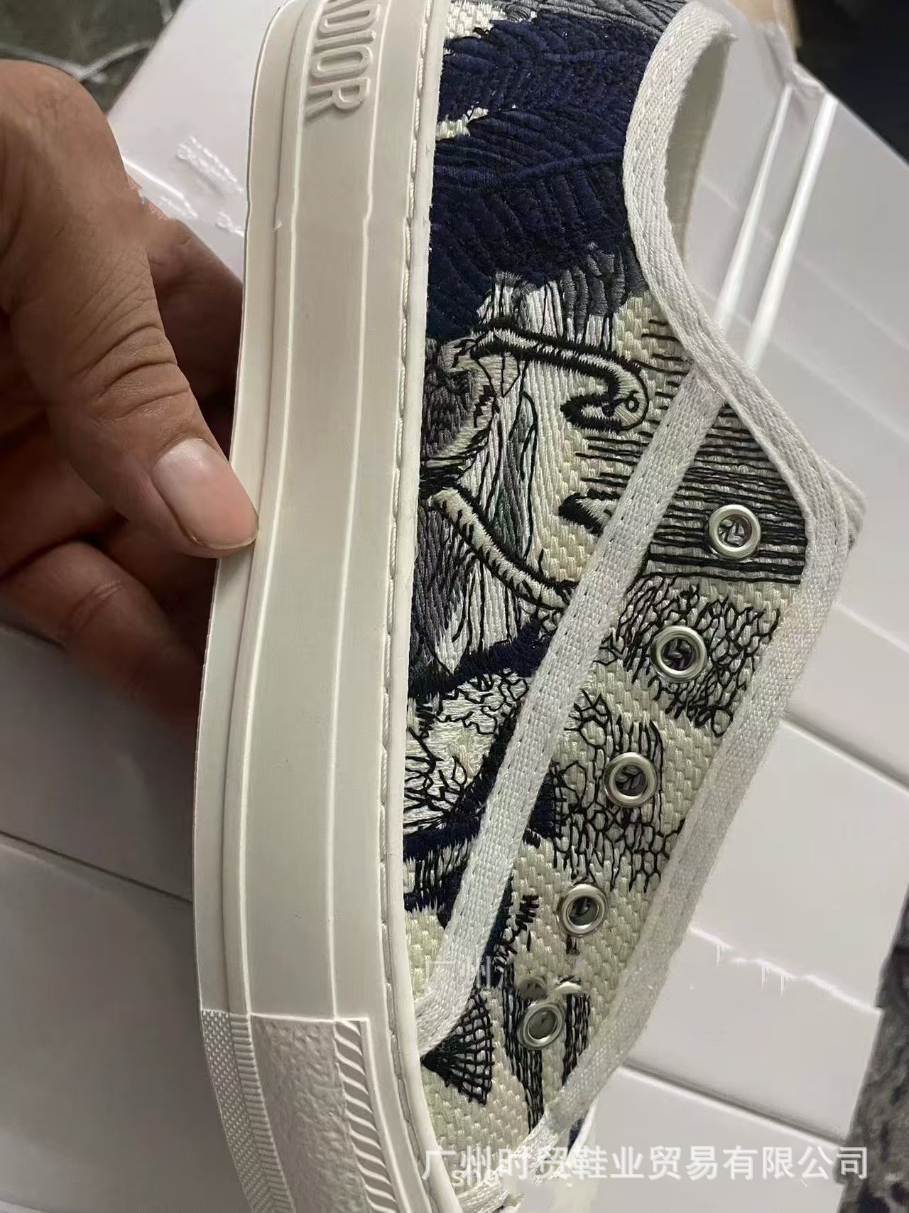 Black goose embroidery thick