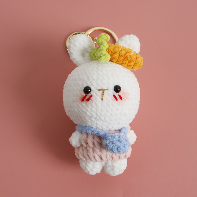 Caricatura encantadora tejida a mano conejo colgante lindo pequeño animal hermoso colgante gancho tejido cerdo grande