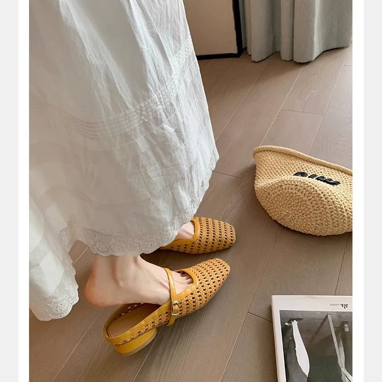 Виноградная мама та же ретро плетеная квадратная голова