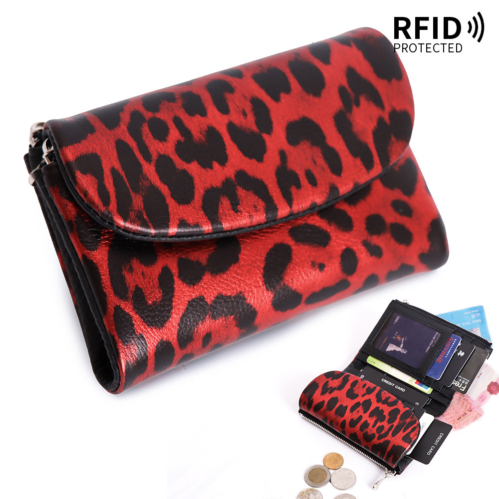 Red (leopard print)