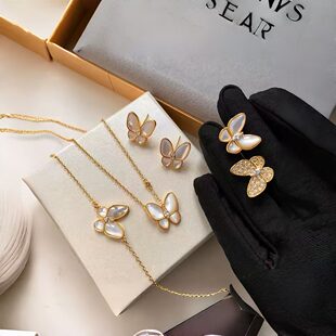 Butterfly set 18K gold-plated mother-of-pearl necklace earrings light luxury high-end clavicle chain women's fashion commuting accessories