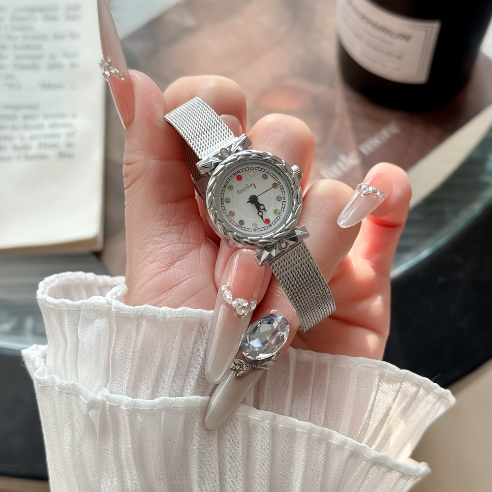 Qicaishi Moda Kadın Kol Saati Kadın Model Hasır Kordonlu Yuvarlak Günlük Su Geçirmez Yüksek Estetik Öğrenci Niş Sessiz Retro