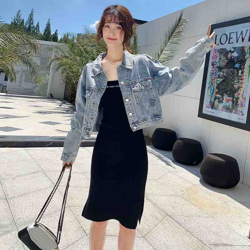 Black batwing sleeve short Denim coat for Women 2020 Spring and Autumn New Korean style loose bf Hong Kong style student jacket fashion
