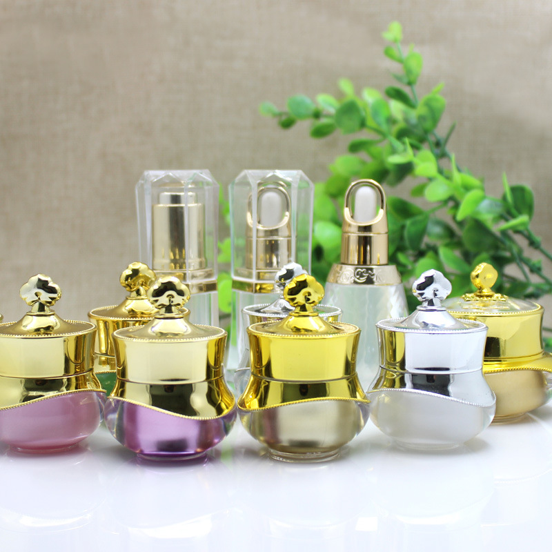 皇冠小样瓶膏霜分装瓶子5g精华液试用装瓶10ml亚克力塑料面水乳15