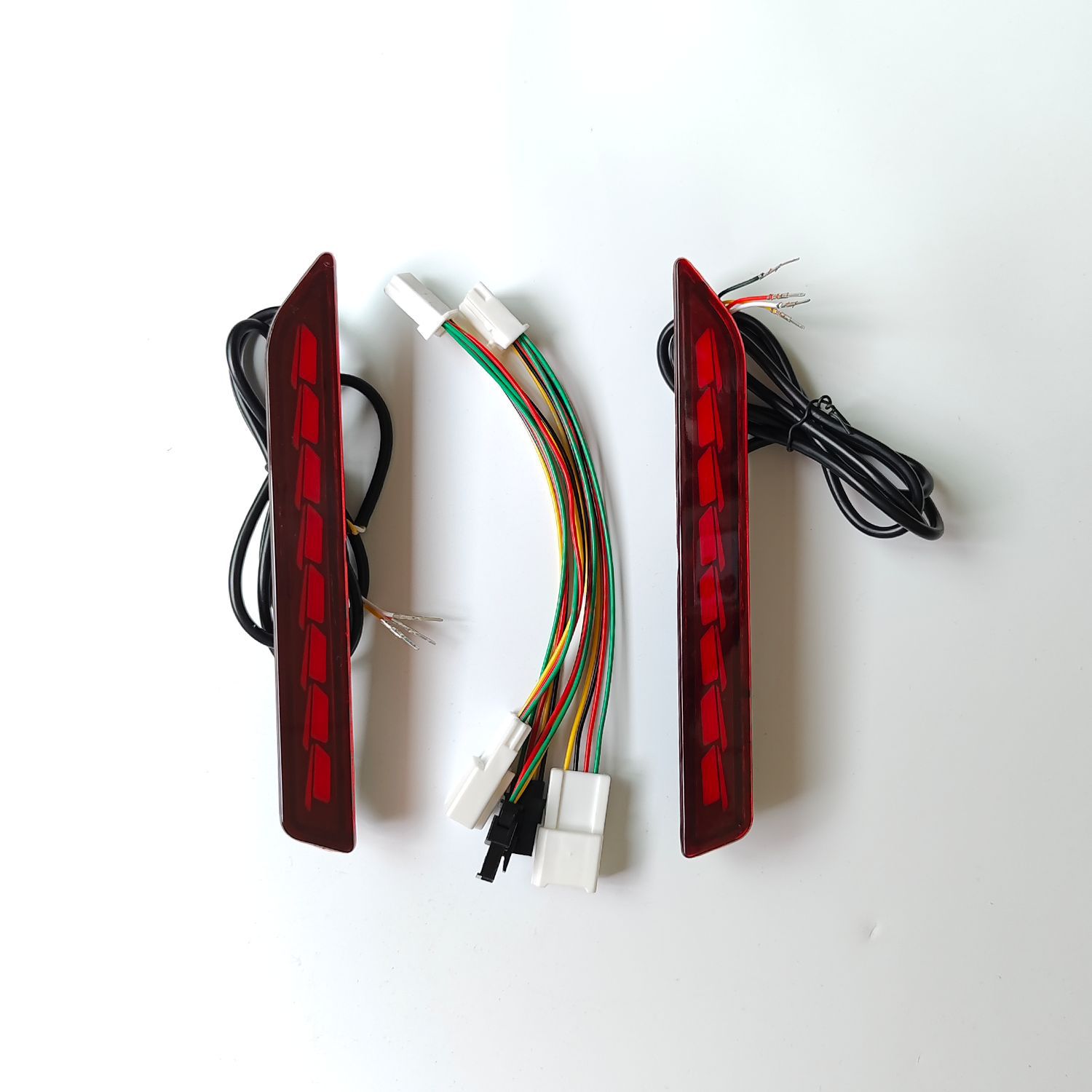 Suitable for Toyota RAV4, Rongfang, and Weilanda rear bumper lights, 2026 model RAV4 Weilanda brake lights, sequential plug-in type