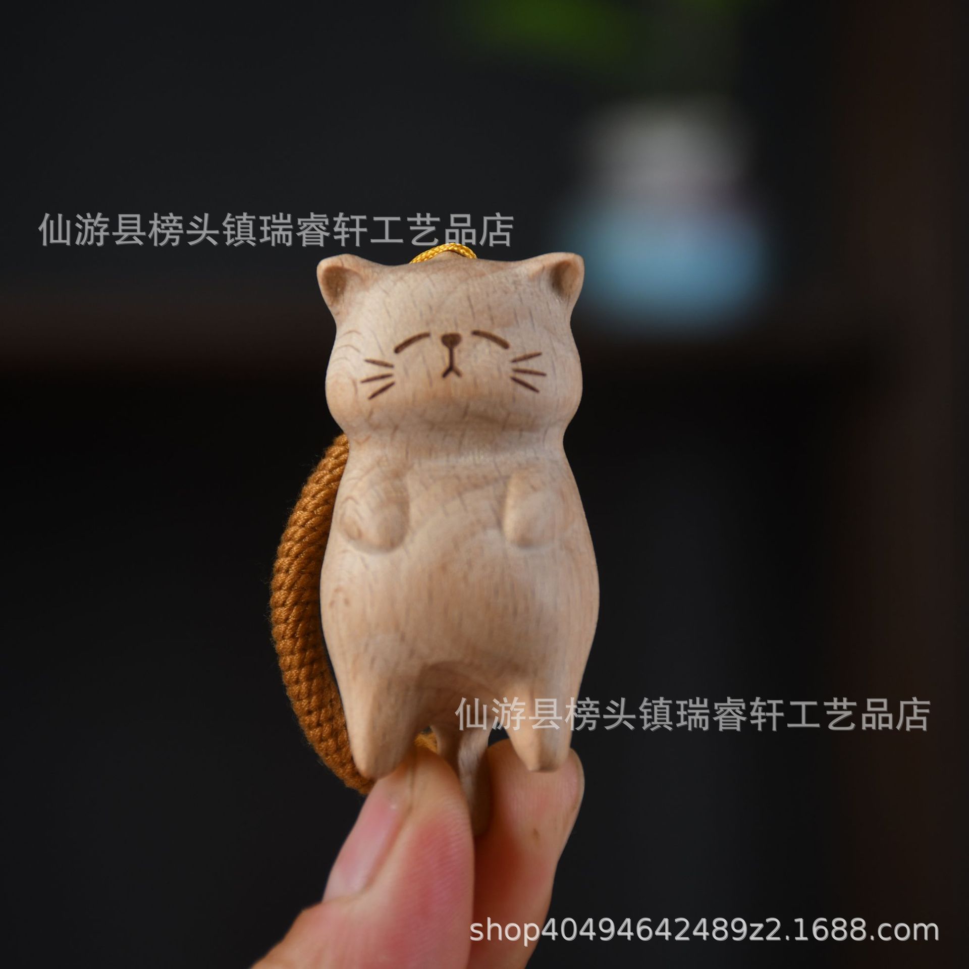 Fabricantes al por mayor de madera de haya, llavero de gato podrido, colgante de bolsa de gato de la suerte, accesorios de manija de dibujos animados, colgante de accesorios