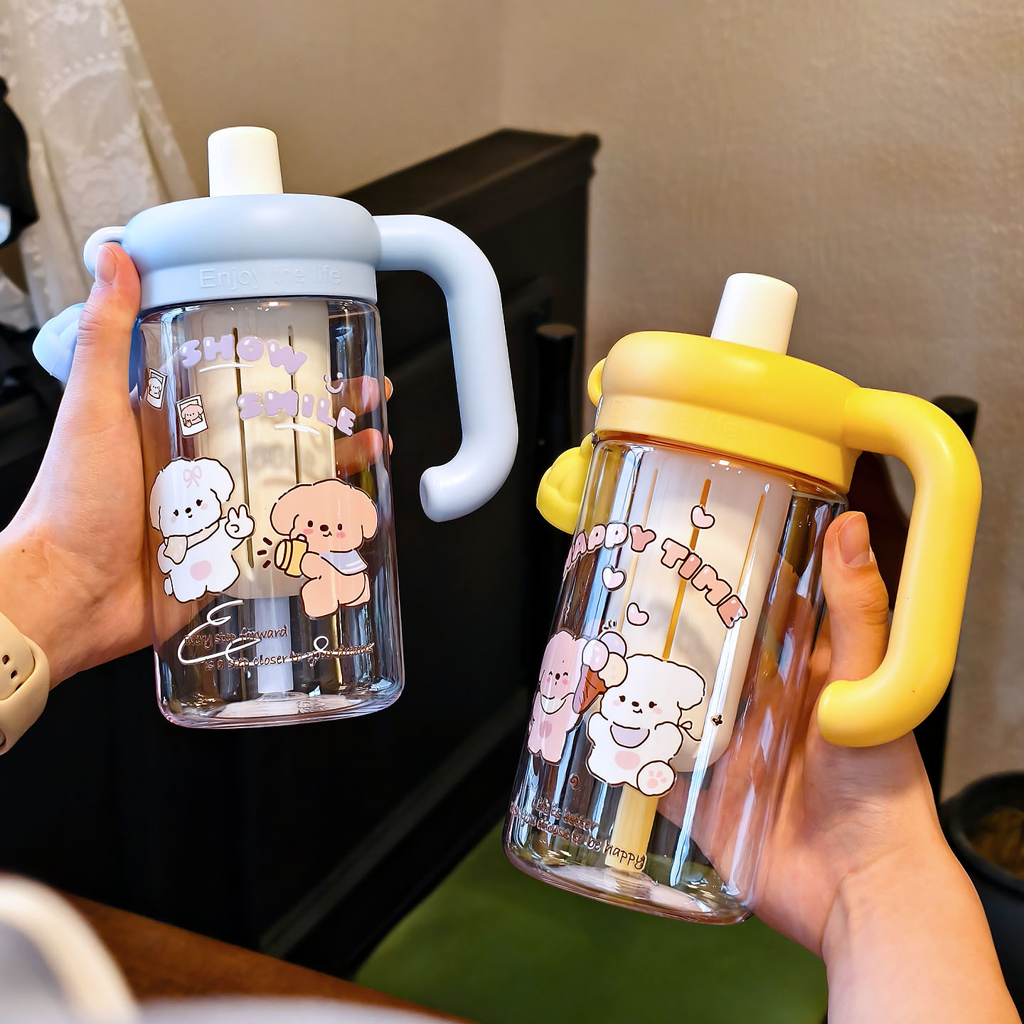 Taza de agua de oso para chicas de alto valor facial separación de té de agua de gran capacidad taza de hielo con mango taza de plástico PC lindo