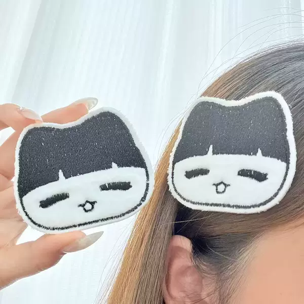 Zhang Hanrui's Cute Cartoon Magic Tape for Tidying up Stray Hair, Seamless Bangs Patch, and Mushroom Head Hair Accessory