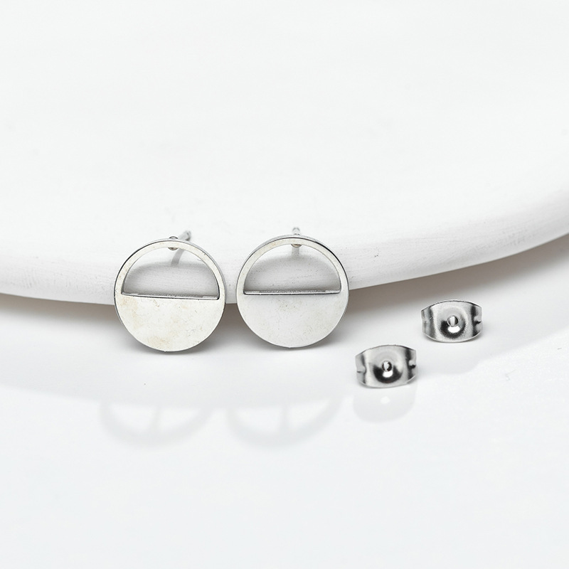 Simple Style Geometric Stainless Steel Ear Studs Plating No Inlaid Stainless Steel Earrings display picture 8