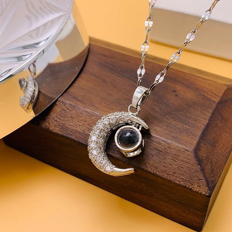 Projective Moon*Silver