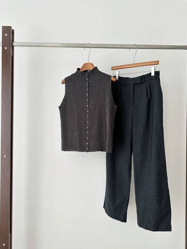 服の番号は自分で作った濃い灰色の亜麻の甲の女性の薄い金の復古の気質の外で文芸の優しい韓系の春夏の上着を着ます。|undefined