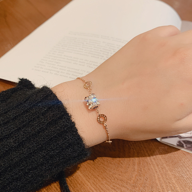 Super Flash Zircon Small Waist Bracelet Women's Light Luxury High-end New Niche Design Simple Girlfriend Gift Jewelry