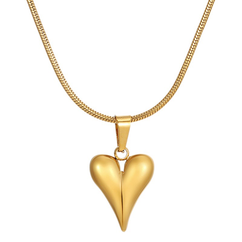 Moda transfronteriza europea y americana COLLAR COLGANTE de amor de acero inoxidable estilo retro plateado traje de cadena de serpiente de acero de titanio 18K