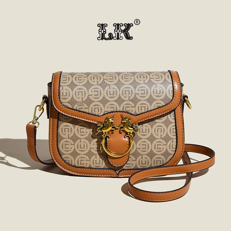 2023 Herbst Neue Live-Übertragung Beliebte Trendy Retro High-Level Umhängetasche Koreanische Satteltasche Unterarm Damentasche_voghion.com