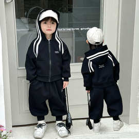 宝宝套装春秋款2025秋季新款男童秋装早秋一整套帅气运动服潮酷男