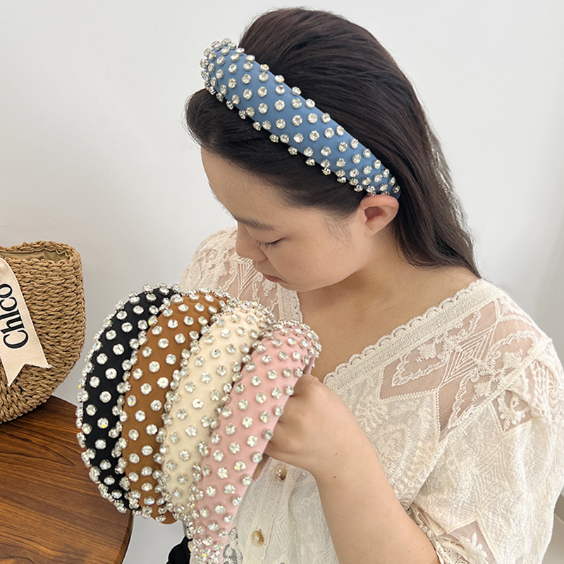 fashionable elegant headband