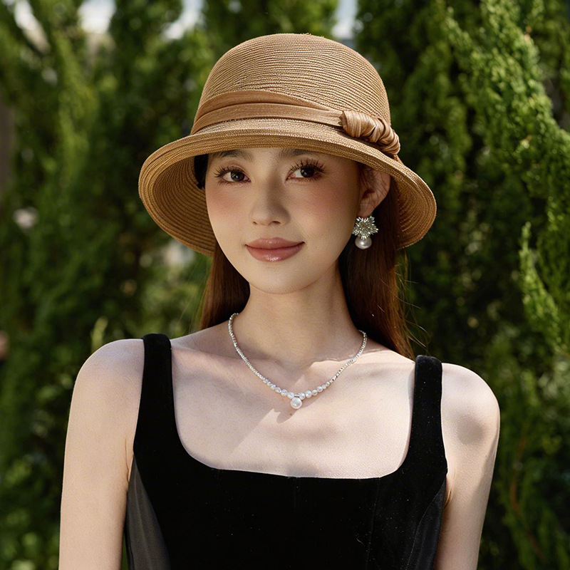 Mũ rơm vành rộng kiểu Pháp chống nắng đi biển, chất liệu rơm dệt, vành rộng che nắng, phong cách thanh lịch — màu be