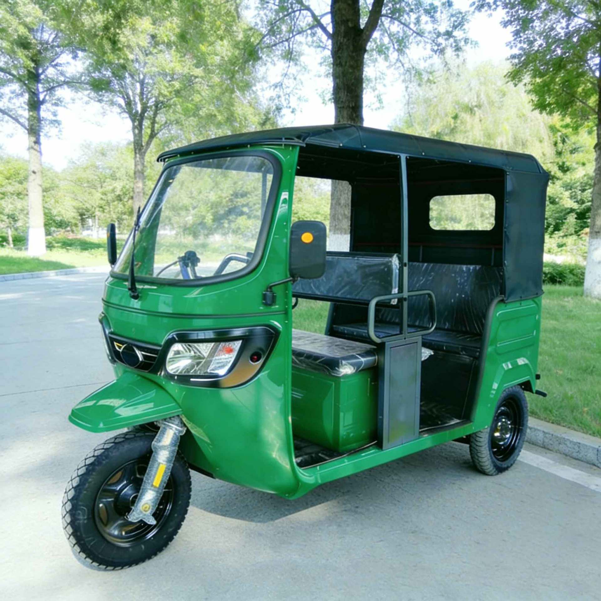 Cross-border passenger-carrying fuel-powered tricycle for passenger transportation, foreign trade export, tuktuk, Indian passenger-carrying vehicle export