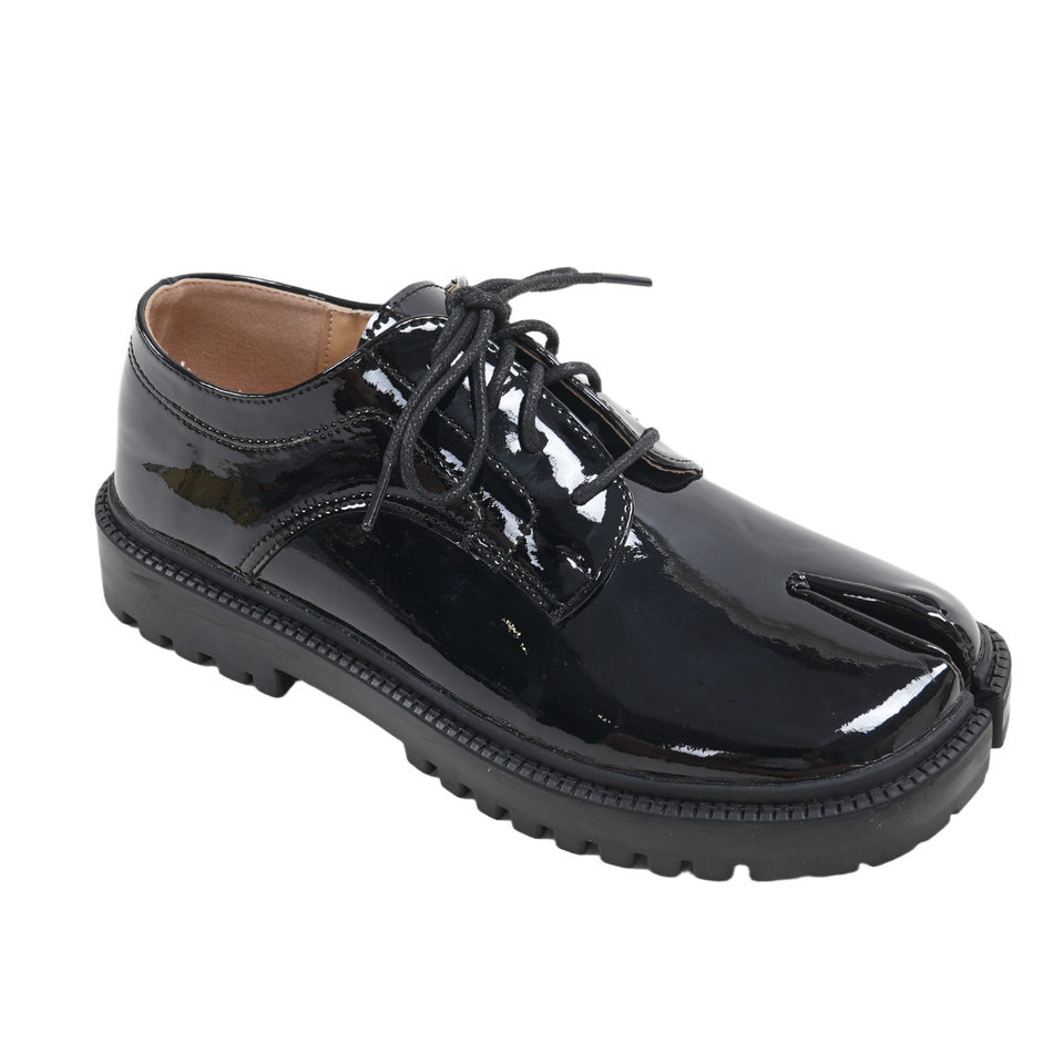 Giày Derby nữ mũi tròn chia ngón, quai ngang, đế dày tăng chiều cao gót 3–6 cm — đen