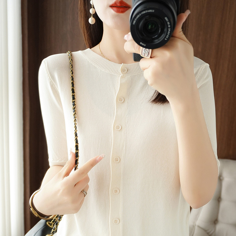 White apricot color