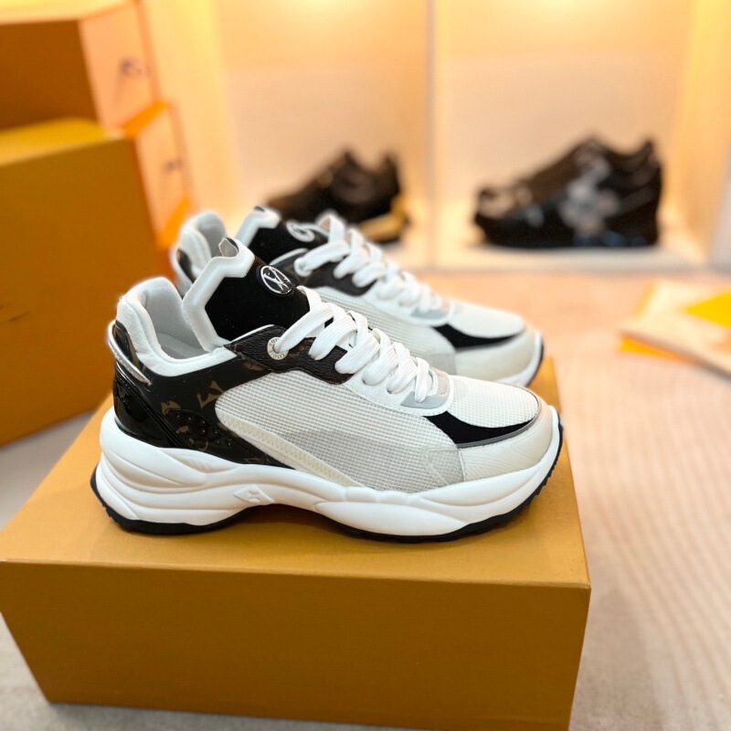 Foye's Classic New Style Comfortable, Elegant, and Stylish Fashion Casual Sneakers Running Shoes with Height-Increasing Thick Soles Foye's Classic New Style Comfortable, Elegant, and Stylish Fashion Casual Sneakers Running Shoes with Height-Increasing Thick Soles
