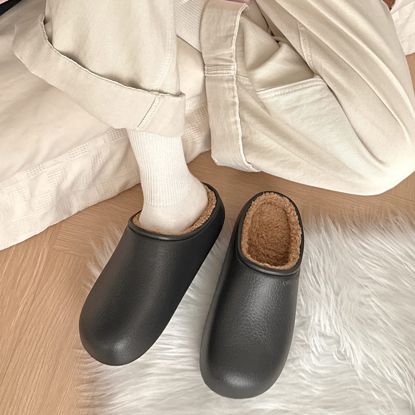 Bavlnené papuče Birkenstock pre ženy na jesenné a zimné vonkajšie nosenie 2025 nové zamatové všestranné vodeodolné a antibakteriálne poltopánky na špičke s hrubou podrážkou pre mužov