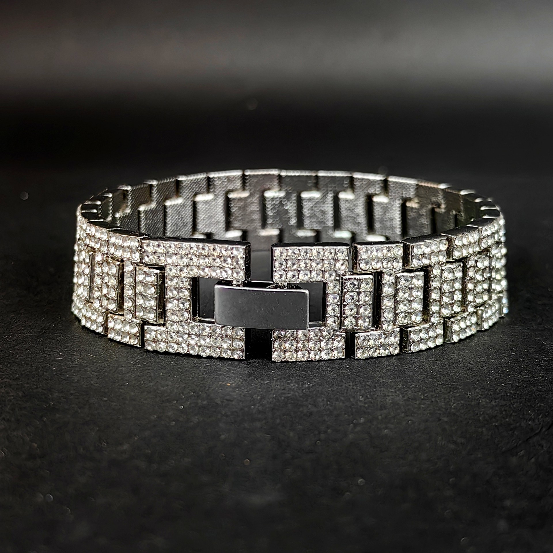 Hip hop style design 17mm wide diamond inlaid watch alloy Cuban bracelet ankle chain jewelry_voghion.com