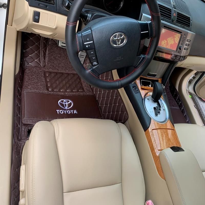 Applicable to the old Toyota Reiz 05/06/07/08/09/10/11/12/13/14/15 enclosing foot pad